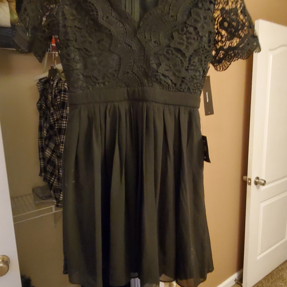 Black lace lulu dress